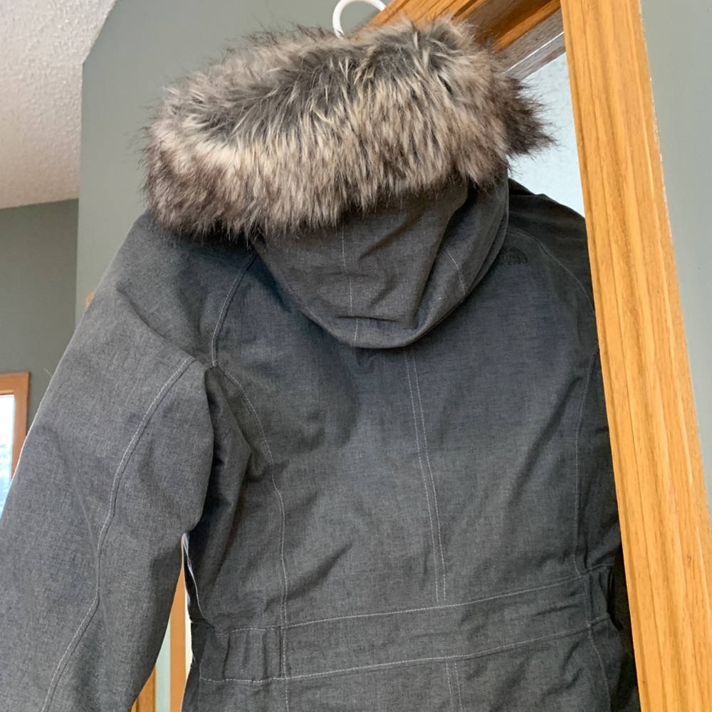 North face Artic Parka - Picture 3 of 8